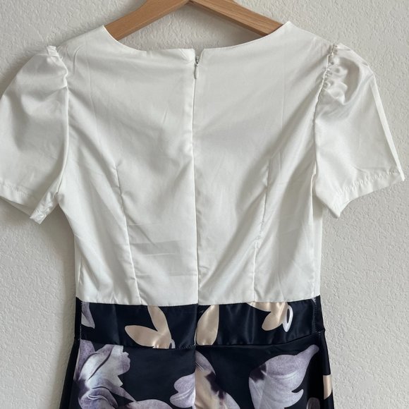 Floral Mock Two-Piece Dress - Picture 5 of 5